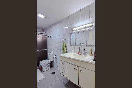 Apartamento à venda com 127m², 3 quartos e 1 vaga Apartamento à venda com 127m², 3 quartos e 1 vagaBanheiro