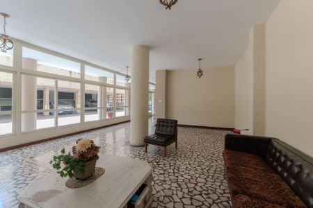 Apartamento à venda com 146m², 3 quartos e 1 vaga Apartamento à venda com 146m², 3 quartos e 1 vagaÁrea comum - Hall Social