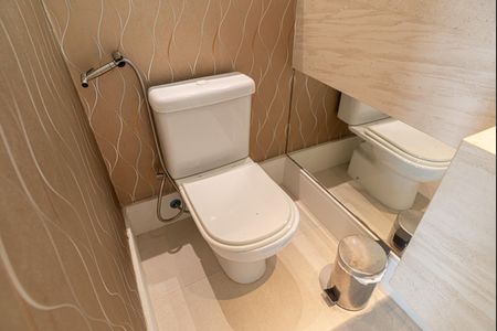 Apartamento à venda com 146m², 3 quartos e 1 vaga Apartamento à venda com 146m², 3 quartos e 1 vagaLavabo