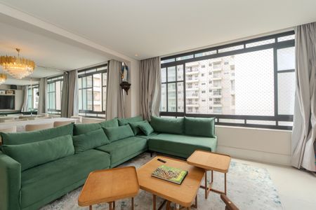 Apartamento à venda com 150m², 3 quartos e 1 vaga Apartamento à venda com 150m², 3 quartos e 1 vagaSala
