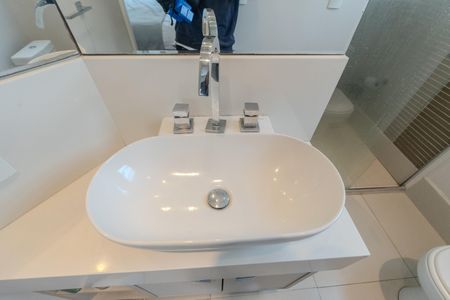 Apartamento à venda com 150m², 3 quartos e 1 vaga Apartamento à venda com 150m², 3 quartos e 1 vagaBanheiro da Suíte 1