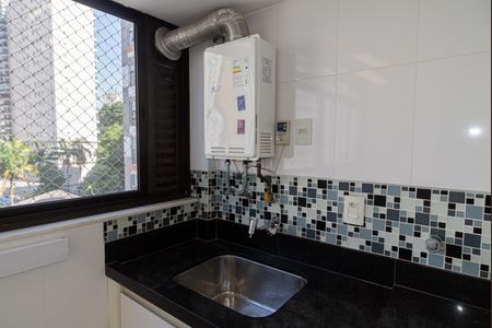 Apartamento à venda com 146m², 3 quartos e 1 vaga Apartamento à venda com 146m², 3 quartos e 1 vagaÁrea de Serviço