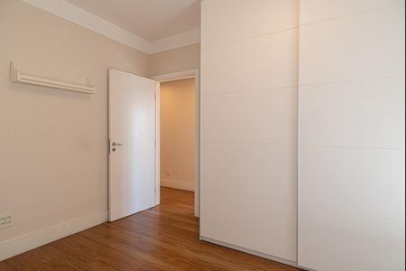 Apartamento à venda com 146m², 3 quartos e 1 vaga Apartamento à venda com 146m², 3 quartos e 1 vagaQuarto