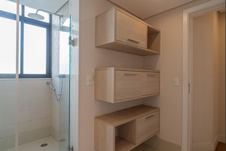 Apartamento à venda com 146m², 3 quartos e 1 vaga Apartamento à venda com 146m², 3 quartos e 1 vagaBanheiro social