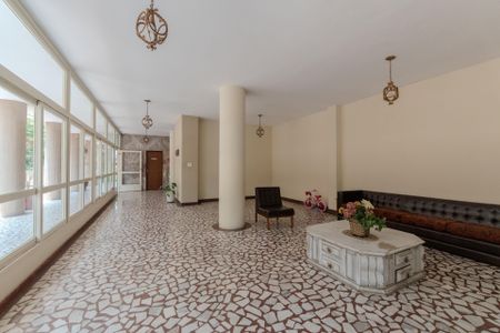 Apartamento à venda com 146m², 3 quartos e 1 vaga Apartamento à venda com 146m², 3 quartos e 1 vagaÁrea comum - Hall Social