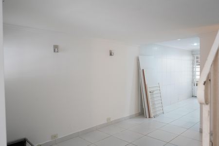 Sala de casa para alugar com 2 quartos, 200m² em Vila Prudente, São Paulo