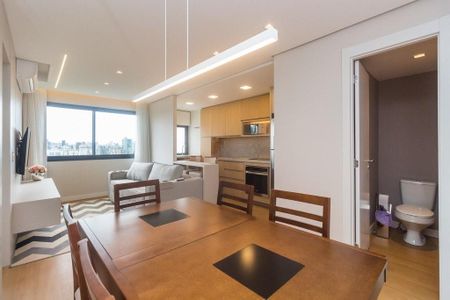 Sala  de apartamento para alugar com 1 quarto, 49m² em Petrópolis, Porto Alegre