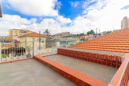 Casa para alugar com 120m², 3 quartos e 2 vagas Casa para alugar com 120m², 3 quartos e 2 vagasTerraço