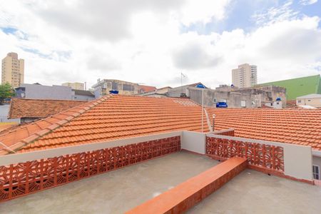 Casa para alugar com 120m², 3 quartos e 2 vagas Casa para alugar com 120m², 3 quartos e 2 vagasTerraço