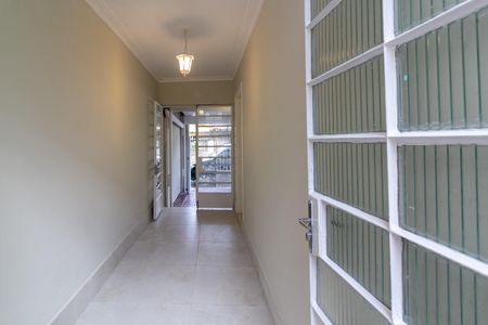 Casa para alugar com 120m², 3 quartos e 2 vagas Casa para alugar com 120m², 3 quartos e 2 vagasHall de entrada