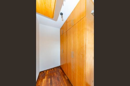 Apartamento para alugar com 57m², 2 quartos e 1 vagaÁrea de Serviço