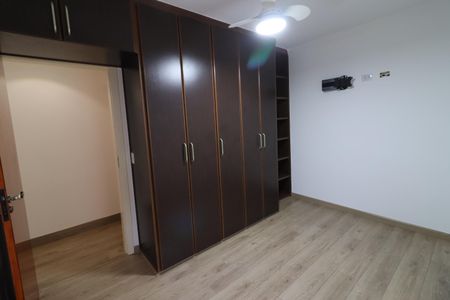 Casa à venda com 150m², 4 quartos e 2 vagasQuarto 3