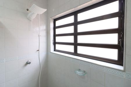 Casa à venda com 150m², 4 quartos e 2 vagasBanheiro 2