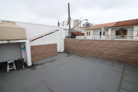 Casa à venda com 150m², 4 quartos e 2 vagasQuintal