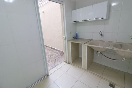 Casa à venda com 150m², 4 quartos e 2 vagasÁrea de Serviço