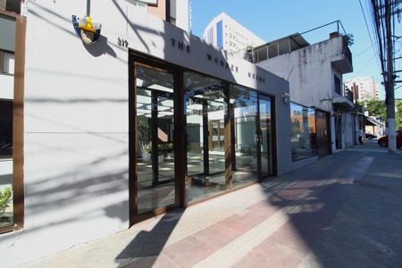 Apartamento à venda com 55m², 2 quartos e 2 vagasFachada e Portaria