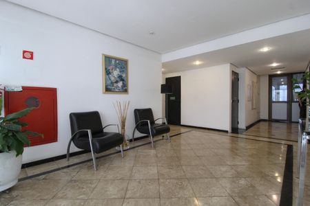 Apartamento à venda com 55m², 2 quartos e 2 vagasHall Social