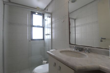 Apartamento à venda com 55m², 2 quartos e 2 vagasBanheiro Social