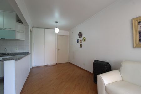 Sala de apartamento à venda com 2 quartos, 55m² em Indianópolis, São Paulo