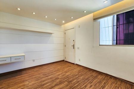 Sala  de apartamento à venda com 2 quartos, 43m² em Estácio, Rio de Janeiro