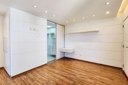 Apartamento à venda com 43m², 2 quartos e 1 vaga Apartamento à venda com 43m², 2 quartos e 1 vagaSala