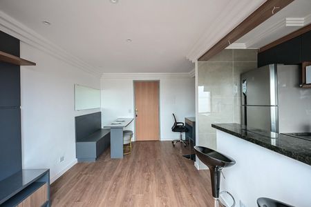 Sala de apartamento para alugar com 1 quarto, 58m² em Vila Suzana, São Paulo