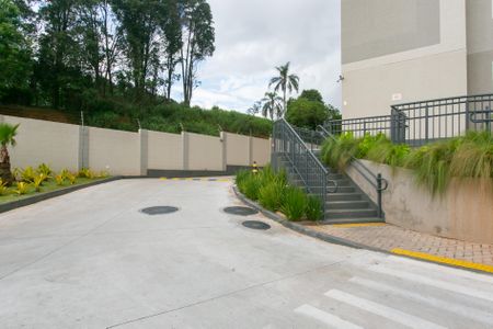 Apartamento para alugar com 44m², 2 quartos e 1 vagaÁrea comum - Entrada 