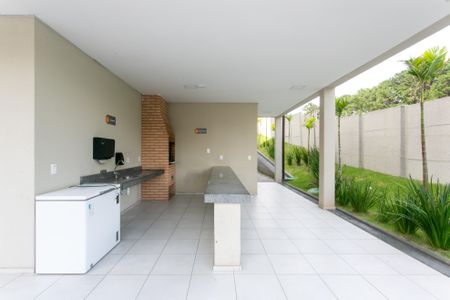 Apartamento para alugar com 44m², 2 quartos e 1 vagaÁrea comum - Churrasqueira