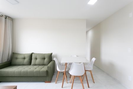 Sala de apartamento para alugar com 2 quartos, 44m² em Colônia (zona Leste), São Paulo