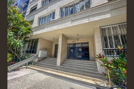 Apartamento à venda com 120m², 3 quartos e 1 vaga