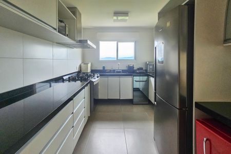 Apartamento para alugar com 158m², 3 quartos e 3 vagascozinha 