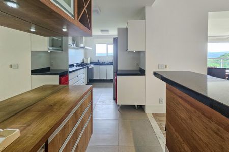 Apartamento para alugar com 158m², 3 quartos e 3 vagasSala