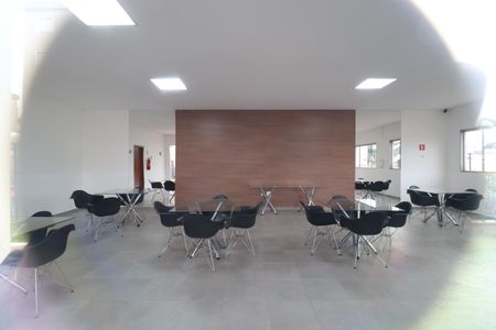 Apartamento para alugar com 44m², 2 quartos e 1 vagaÁrea comum - Salão de festas