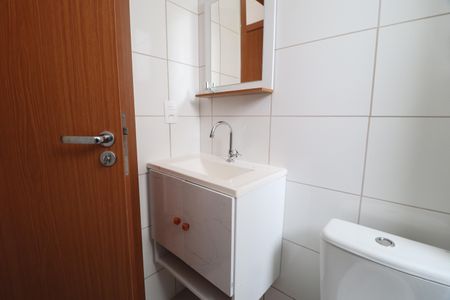 Apartamento para alugar com 44m², 2 quartos e 1 vagaBanheiro do Quarto 2