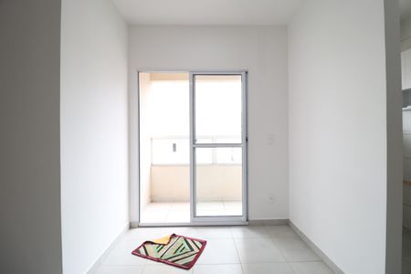 Sala de apartamento para alugar com 2 quartos, 44m² em Jardim Patricia, Uberlândia