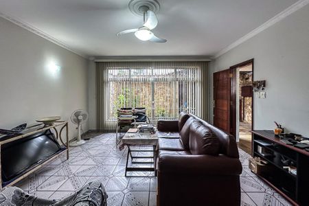 Casa à venda com 200m², 5 quartos e 5 vagasSala