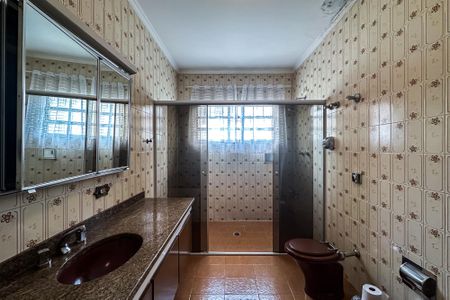 Casa à venda com 200m², 5 quartos e 5 vagasBanheiro da Suíte