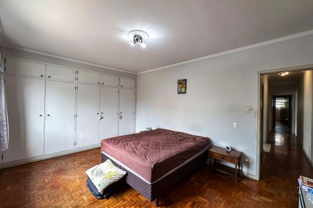 Casa à venda com 200m², 5 quartos e 5 vagasQuarto 1