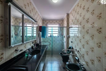 Casa à venda com 200m², 5 quartos e 5 vagasBanheiro 1