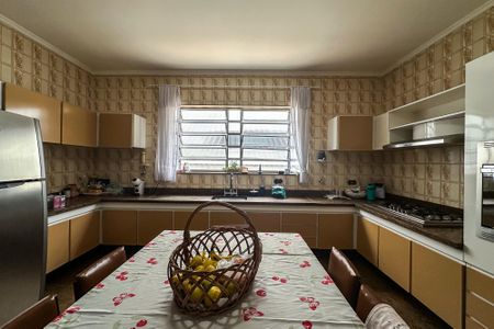 Casa à venda com 200m², 5 quartos e 5 vagasCozinha