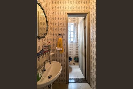 Casa à venda com 200m², 5 quartos e 5 vagasBanheiro 2