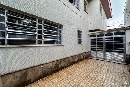 Casa à venda com 200m², 5 quartos e 5 vagasQuintal
