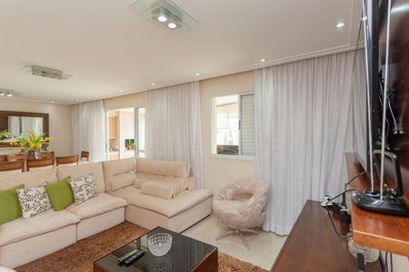 Apartamento para alugar com 107m², 2 quartos e 2 vagasSala