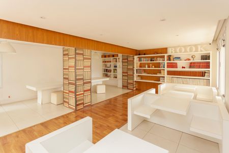 Apartamento para alugar com 107m², 2 quartos e 2 vagasSala de estudos