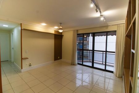 Sala de apartamento para alugar com 3 quartos, 120m² em Icaraí, Niterói