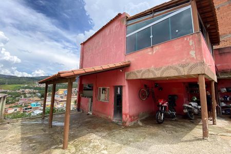 Casa para alugar com 453m², 2 quartos e 6 vagas