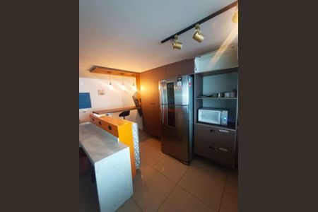 Cozinha de kitnet/studio para alugar com 1 quarto, 28m² em Centro, Curitiba