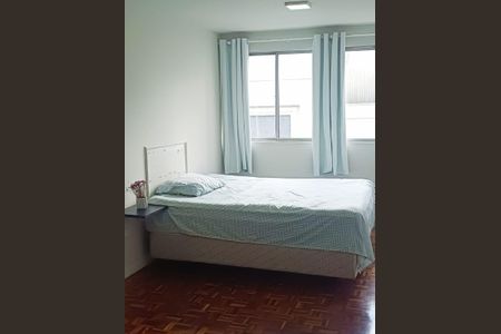 Quarto de kitnet/studio para alugar com 1 quarto, 28m² em Centro, Curitiba
