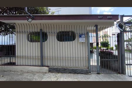 Apartamento à venda com 55m², 2 quartos e 1 vaga Apartamento à venda com 55m², 2 quartos e 1 vagaFachada + Plaquinha