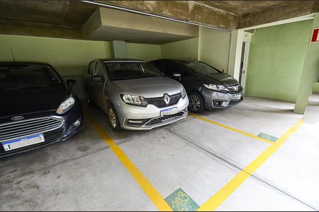 Apartamento à venda com 55m², 2 quartos e 1 vaga Apartamento à venda com 55m², 2 quartos e 1 vagaGaragem